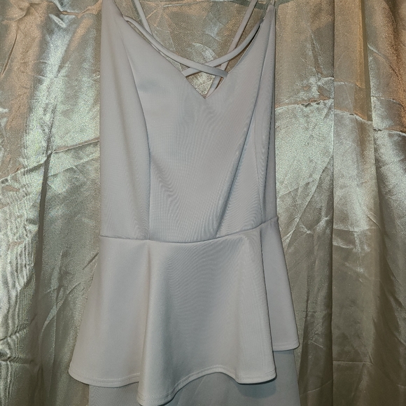 M Ruffle Waist Dress Bundle - Picture 11 of 13